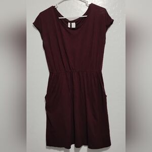 H&M Deep Red Short Sleeve Top